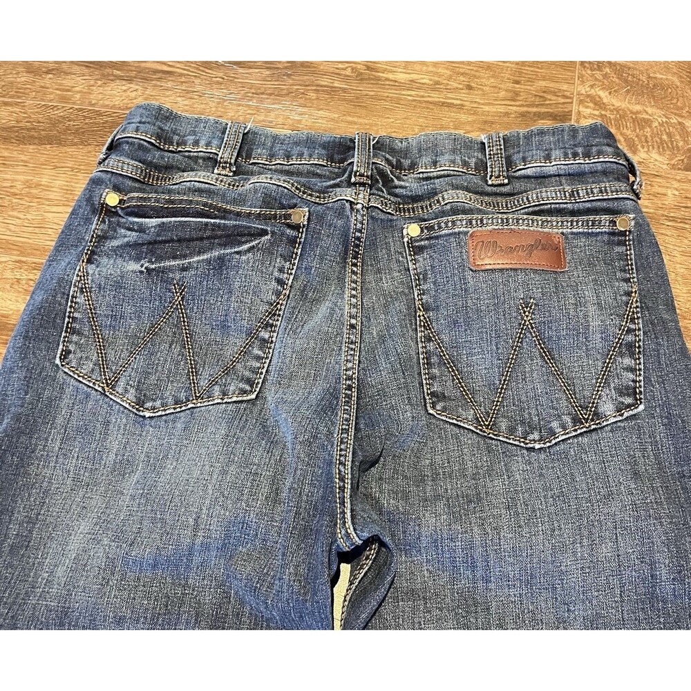 Wrangler Retro Jeans Men 33x37 Slim Straight Medium Western Cowboy Stretch
